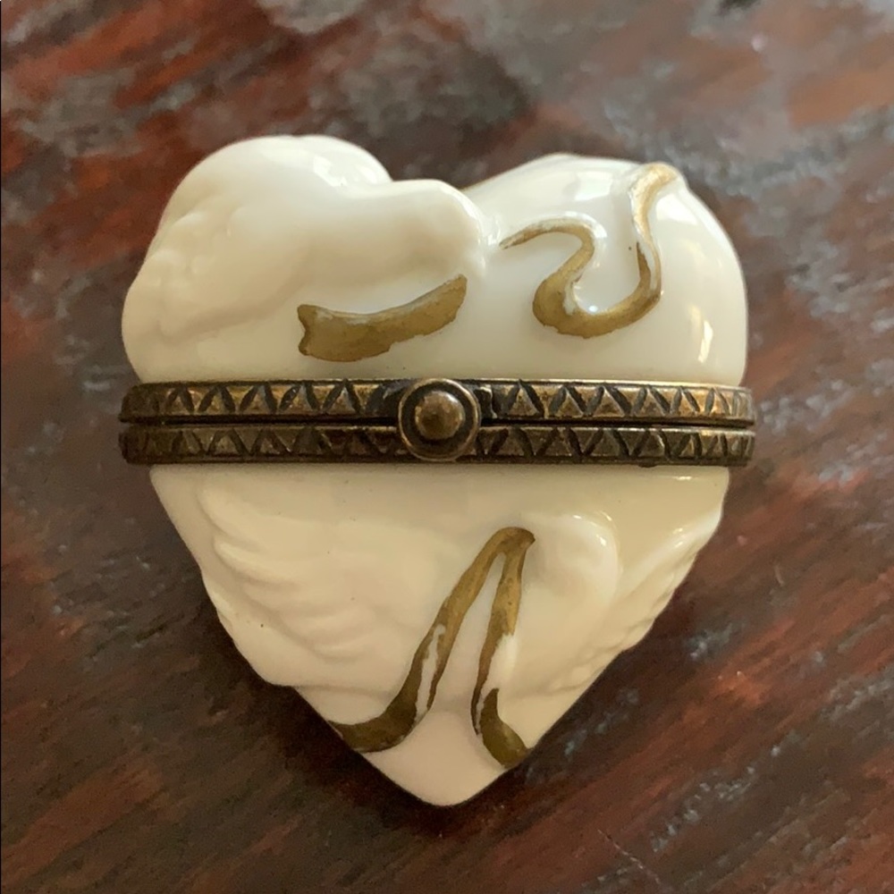 Trinket box